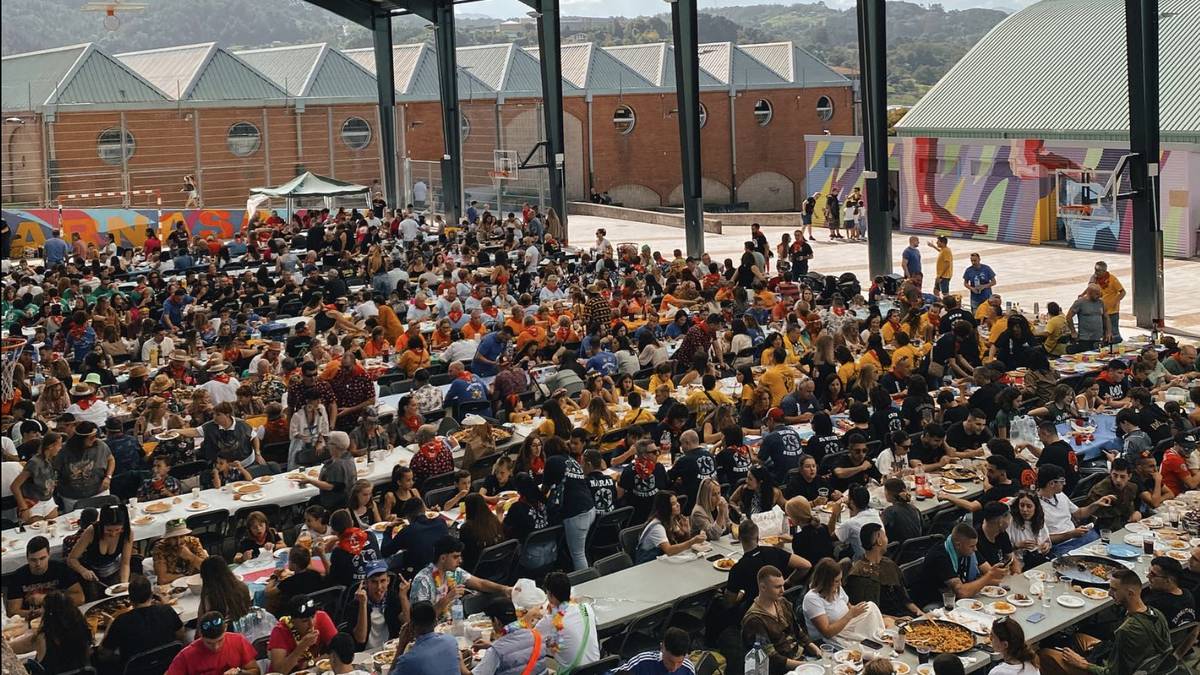 San Migel jaiak plazan egiteko aldarrikapena mantentzen dute