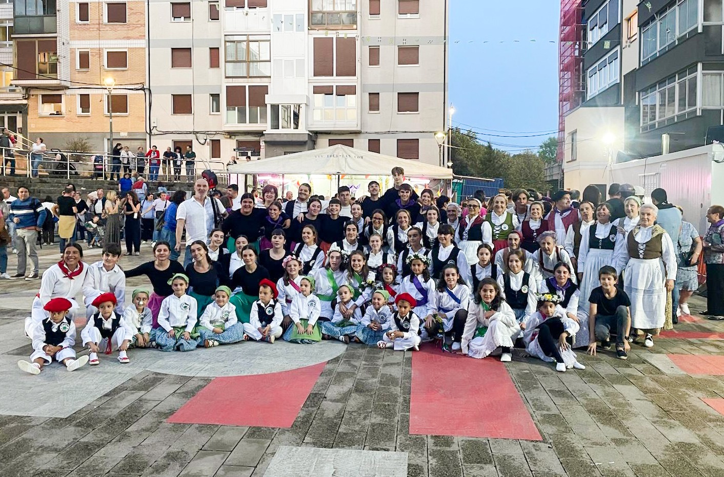 Trebatu Txorierrin: Lainomendi dantza taldea