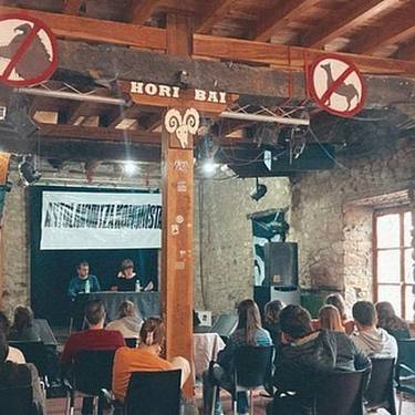 GKSk urtarrilaren 31ko manifestazioko aurkezpena egingo du barikuan, Hori Bain