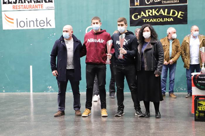 Irribarriak eta Eskuza, gazte mailako irabazleak 