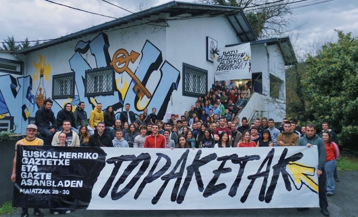 Gaztetxe eta Gazte Asanbladen topaketaren aurkezpena, barikuan, Hori Bain