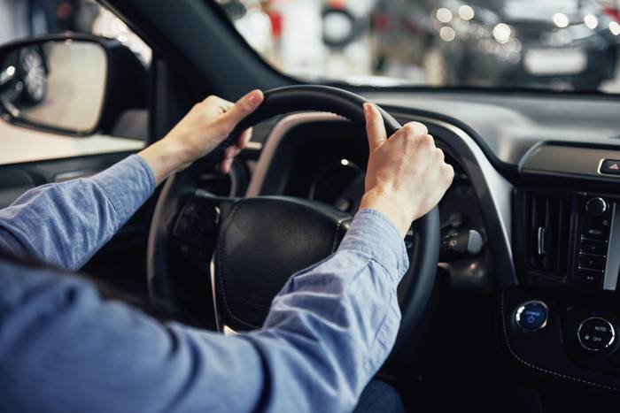 Auzoetatik herrigunera 3 euroren truke: Auzotaxi martxan jarri nahi du Sondikak