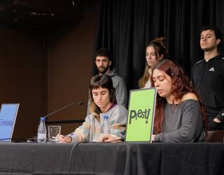 Deustualdeko Prest! eta Uriola hedabideek ixtea erabaki dute, arazo ekonomikoak direla medio