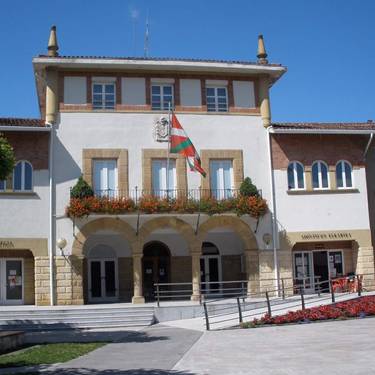 'Euskal kulturako pertsonaien pankarta' tailerra