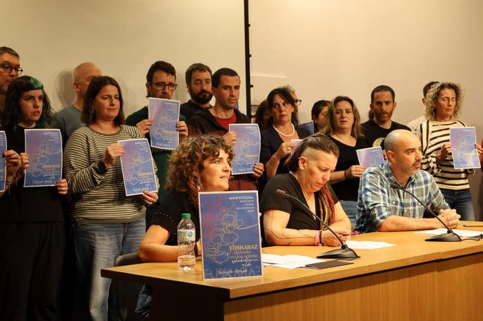 ELAk, LABek eta Steilasek manifestaziora deitu dute “Euskaraz bizitzeko eta lan egiteko eskubidearen alde!”, maiatzaren 9an