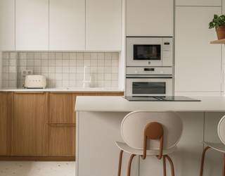 In Sukaldeak: Zure sukaldea, neurrira eta ezustekorik gabe