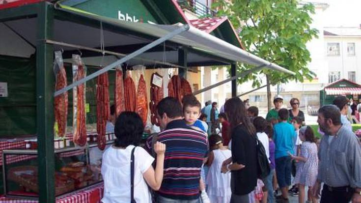 Nekazaritza Azoka egin dabe lehenengoz Lezaman