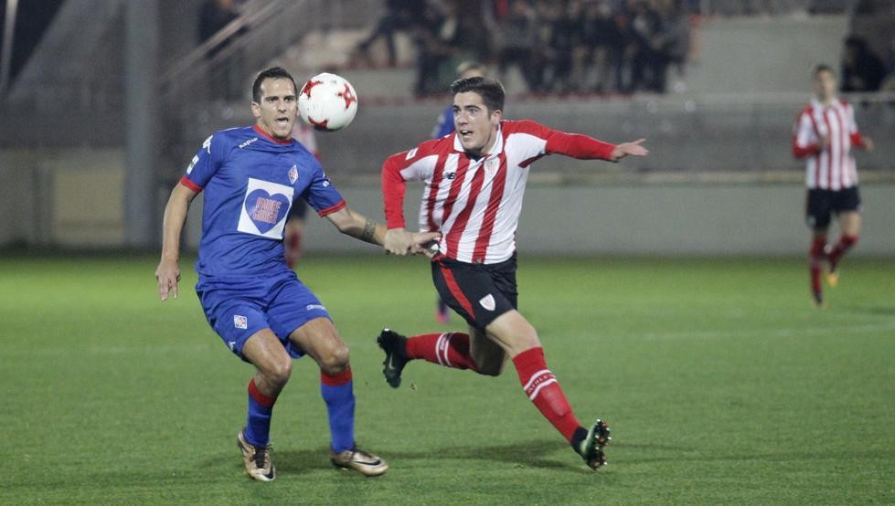 Gaizka Larrazabalek Athleticen lehen taldean jokatuko du