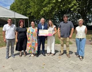 Herri bazkarian 4.500 euro bildu dituzte autismoa duten pertsonen APNABI elkartearentzat
