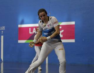 Ruiz de Infante-Mendizabal eta Arrizabalaga-Bergara bikoteak, aurrez aurre Larrabetzun