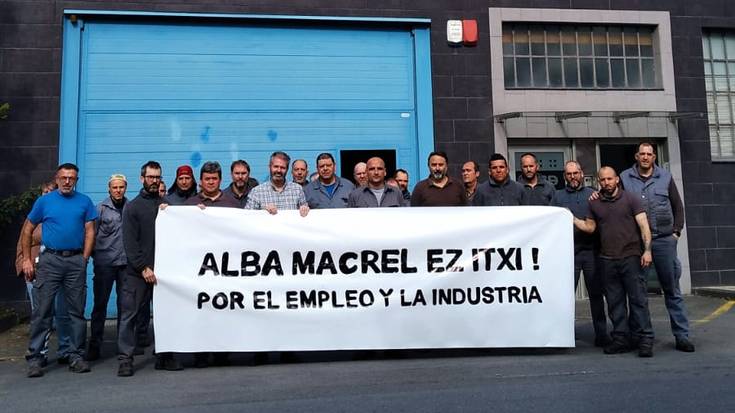 Alba Macrel enpresaren etorkizuna bermatzeko eskatu dute langileek
