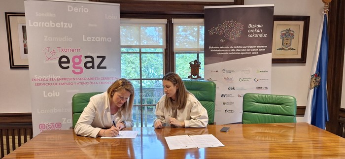 Sangroniz Industrialdeko Enpresa Elkartearekin hitzarmena sinatu dute “espazioaren hobekuntza eta lehiakortasuna sustatzeko”