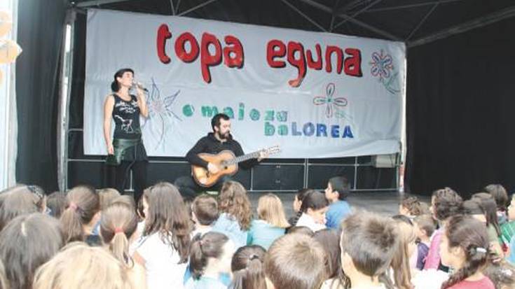 Euskera alkarteen brindisa