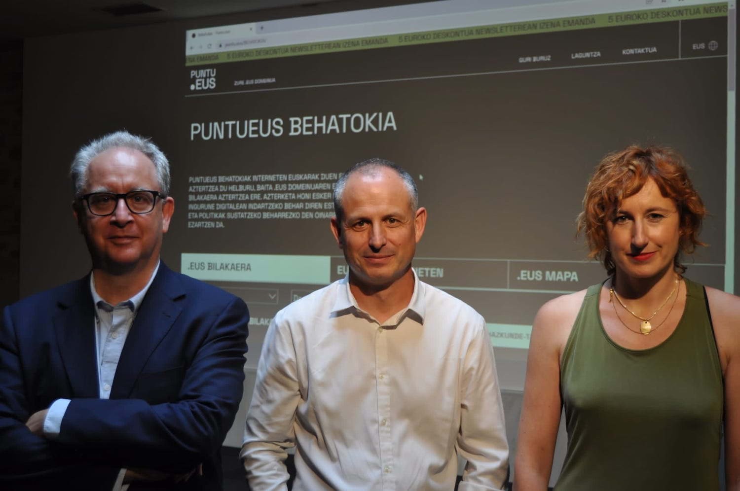 Googleren bilaketek euskara diskriminatzen dutela ondorioztatu du PUNTUEUS Behatokiak