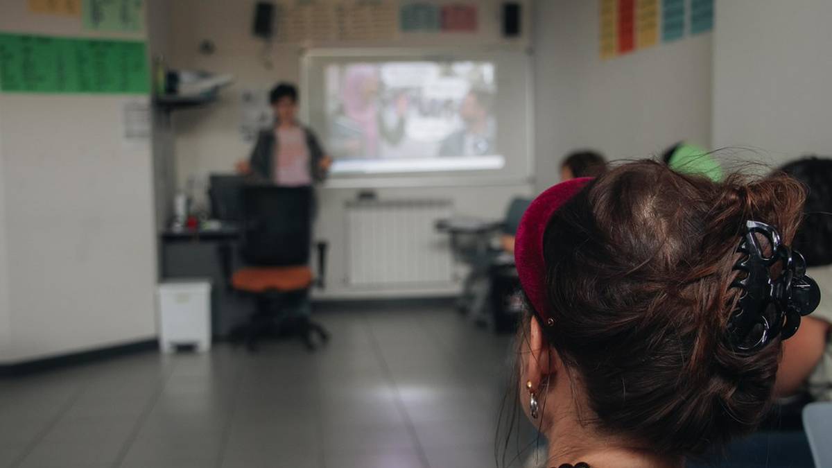 AEKk nahi du maiatzaren 21a izan dadin Euskal Herrian euskara gehien hitz egingo den eguna
