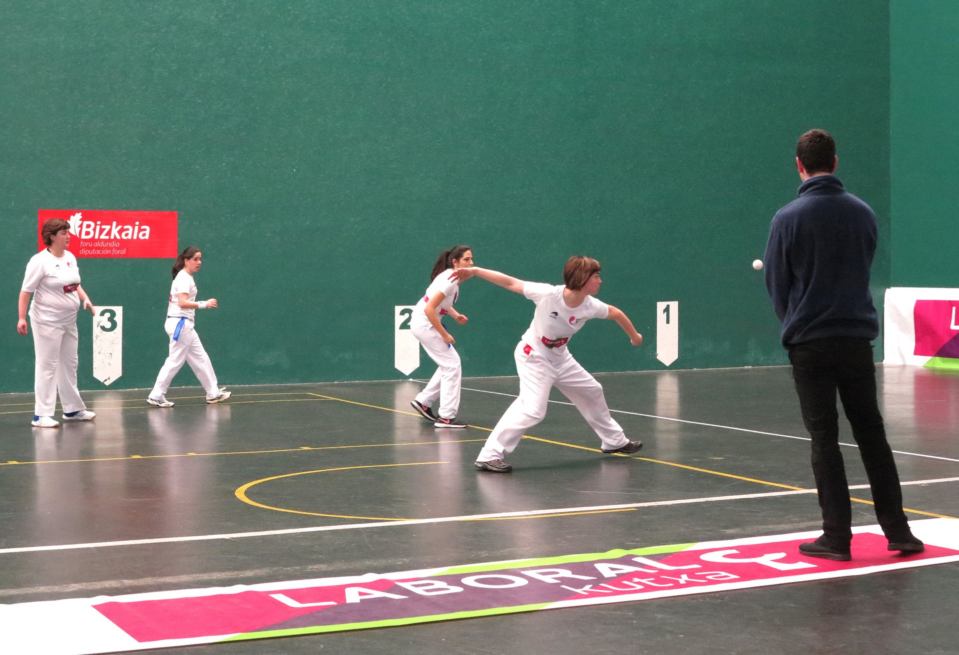 Emakume Master Cup Txorierrira itzuliko da asteburu honetan