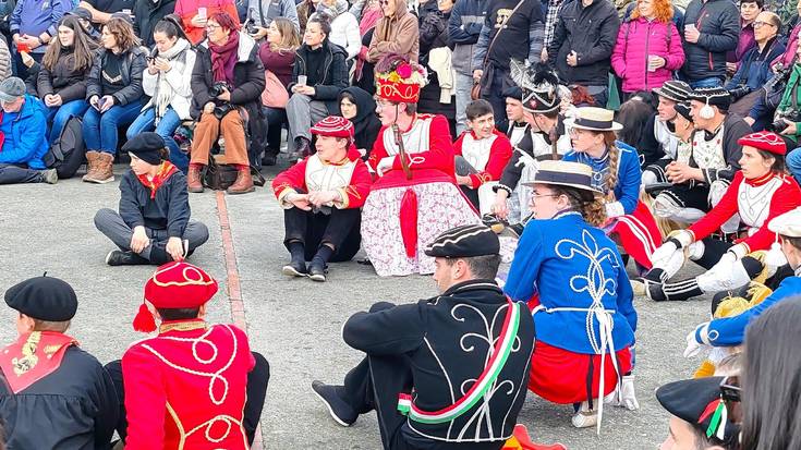 Maskarada antolatzeko asanblada irekia bihar Larrabetzun