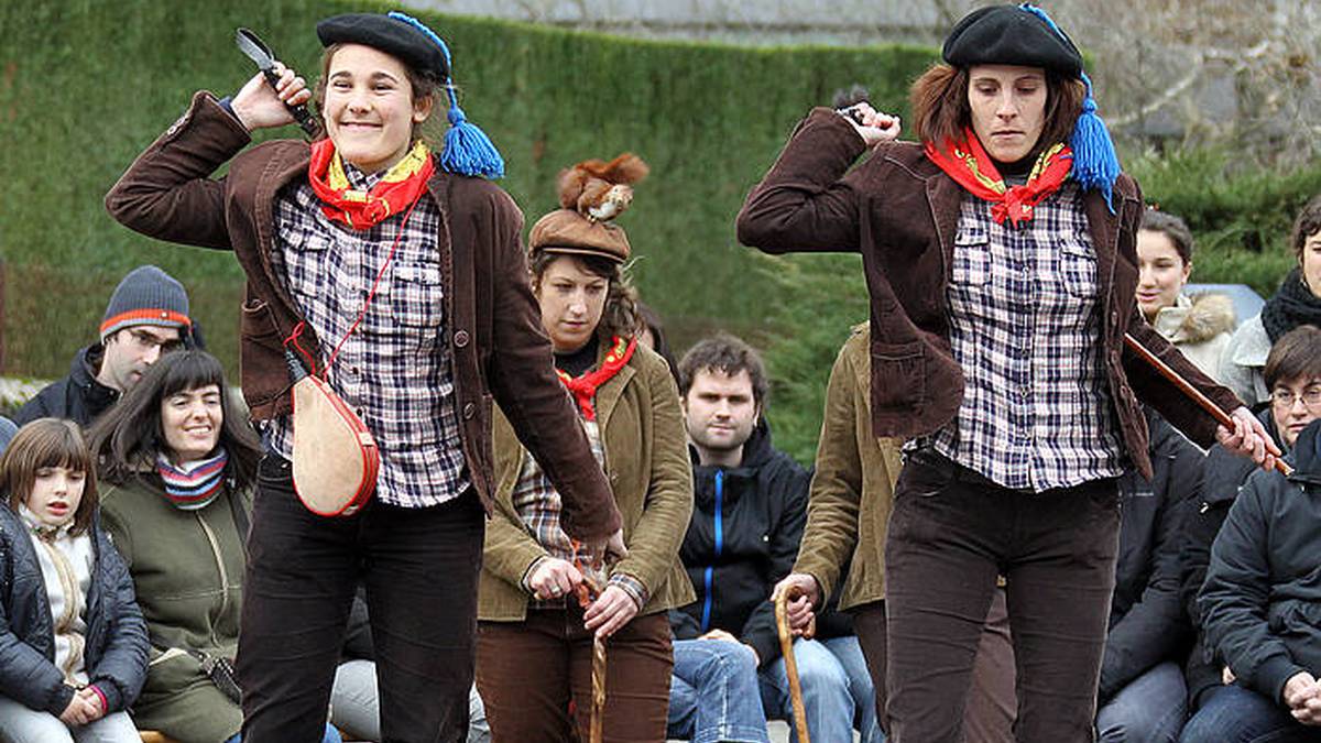 Martxoaren 14an Maskarada egingo dute Larrabetzun