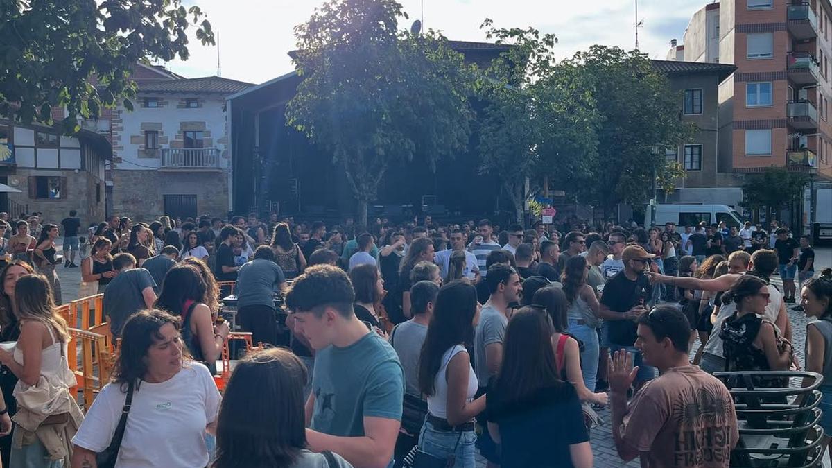 Lukiek, Anestesia, Maruxak eta Goxua’n Salsa, Larrabetzuko Gazte Egunean