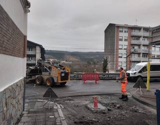 Zamudioko Perretxiko eta Aretx kaleak itxita daude obrengatik 17:00ak arte