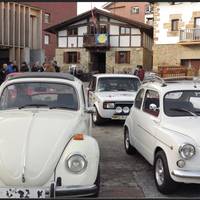 Larrabetzuko auto klasikoen XV. erakusketa domekan