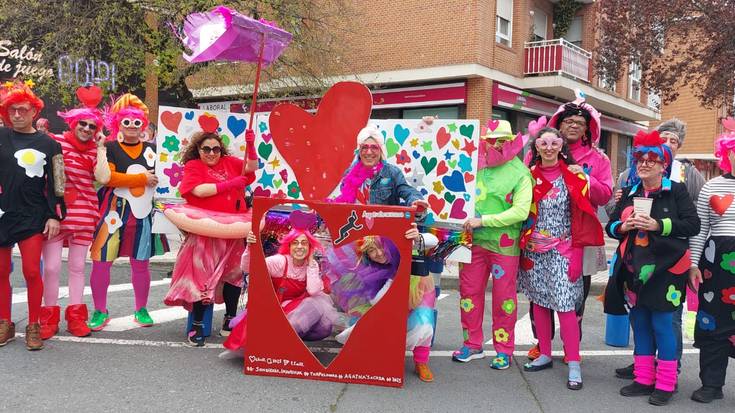 Astelehenetik salgai daude Sondikako Inauterietako herri bazkarirako tiketak