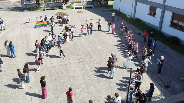 Kabiak  LGTBQ+ Fobiaren aurkako eguna eta harrotasunaren eguna ospatu ditu