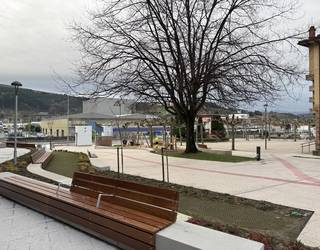 Amaitu dituzte Derioko Herriko plaza berrurbanizatzeko lanak
