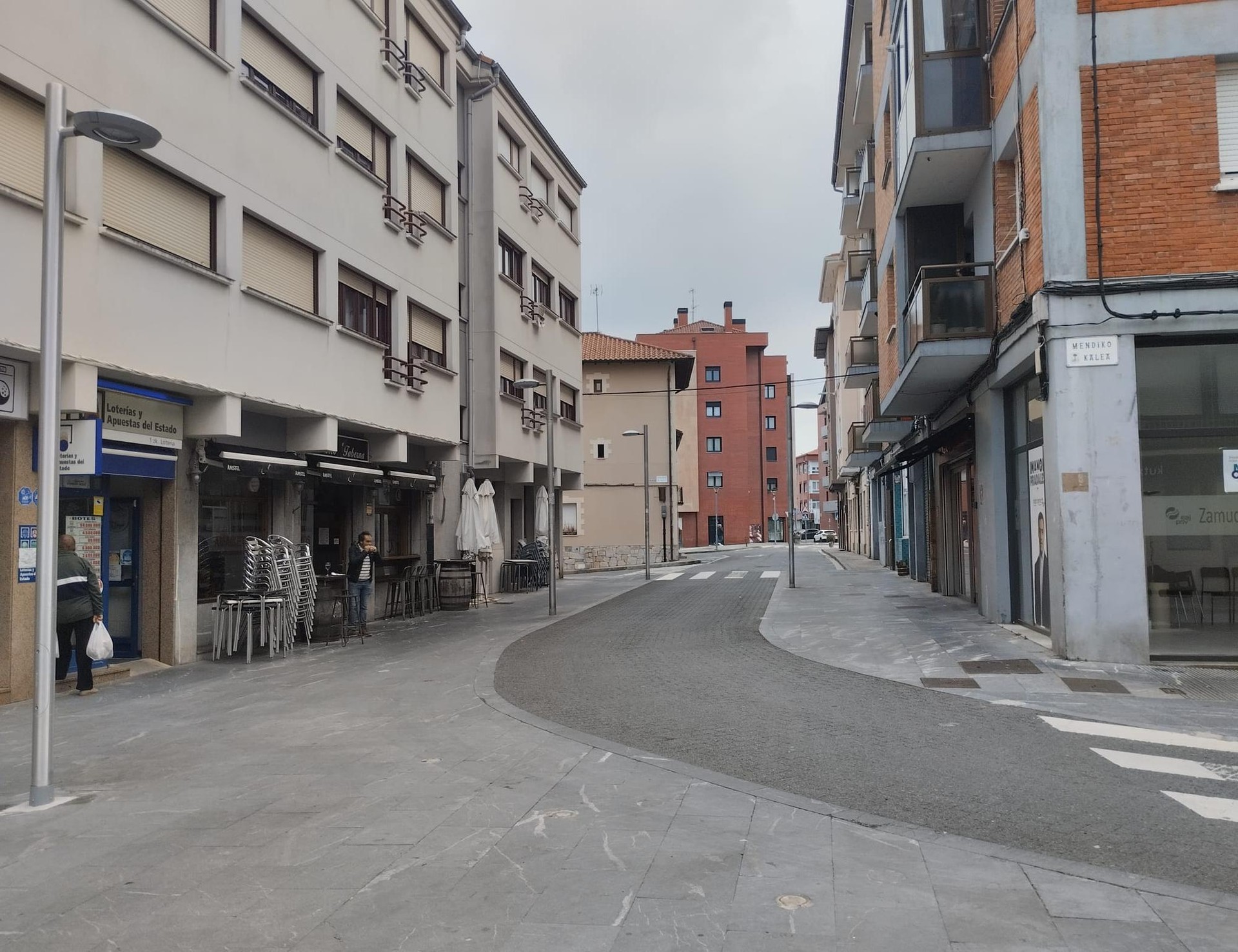 Arbolantxa kaleko obren ondorioz, bi hilabetez itxiko dute Aresti kalea