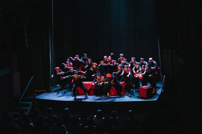 “Hegaka: istorio baten soinua” ikuskizuna barikuan Sondikan