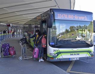 Garraio publikoko prezioak igo egin dira