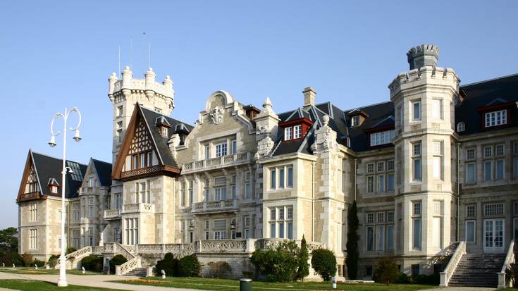 Martitzenean eta eguaztenean jarriko dituzte salgai Santanderreko bidaiarako tiketak