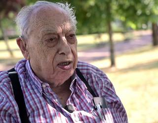 Angel Serrano Martinez: "Auzokide asko etorri zaizkit zorionak ematen, ez zuten ezagutzen nire txirrindulari alde hori"