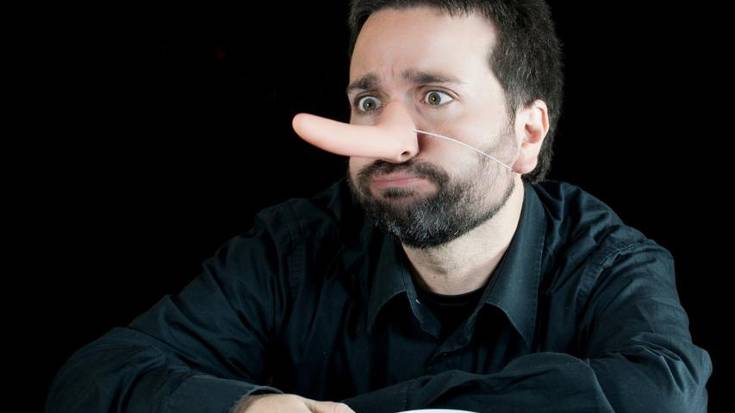 Magia ikuskizuna eta Gabonetako postalen sari banaketa gaur Larrabetzun