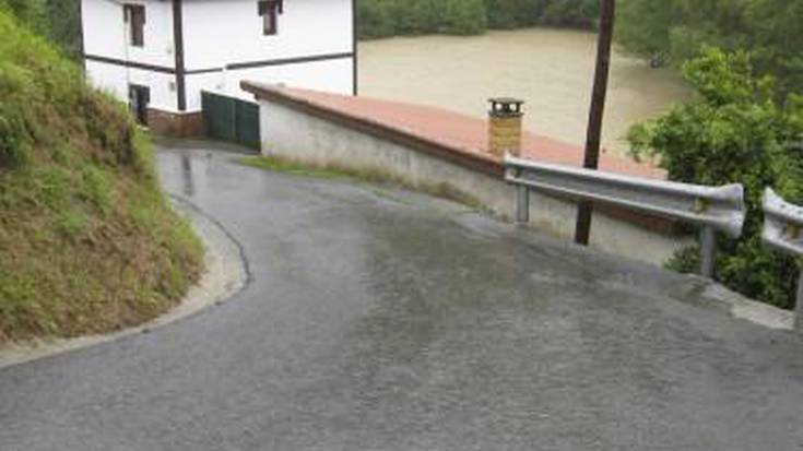 Uholdeak, Txorierrin