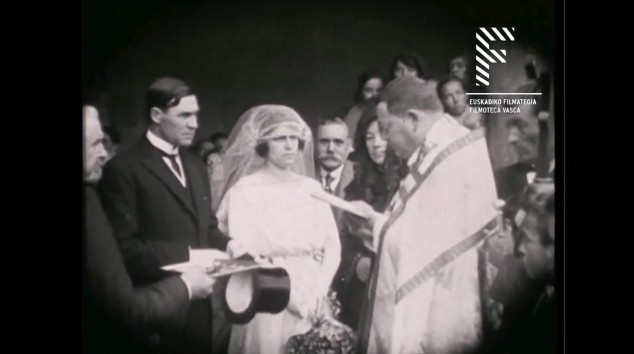 Lezaman ezkontza bati buruzko pelikula grabatu zen 1921ean