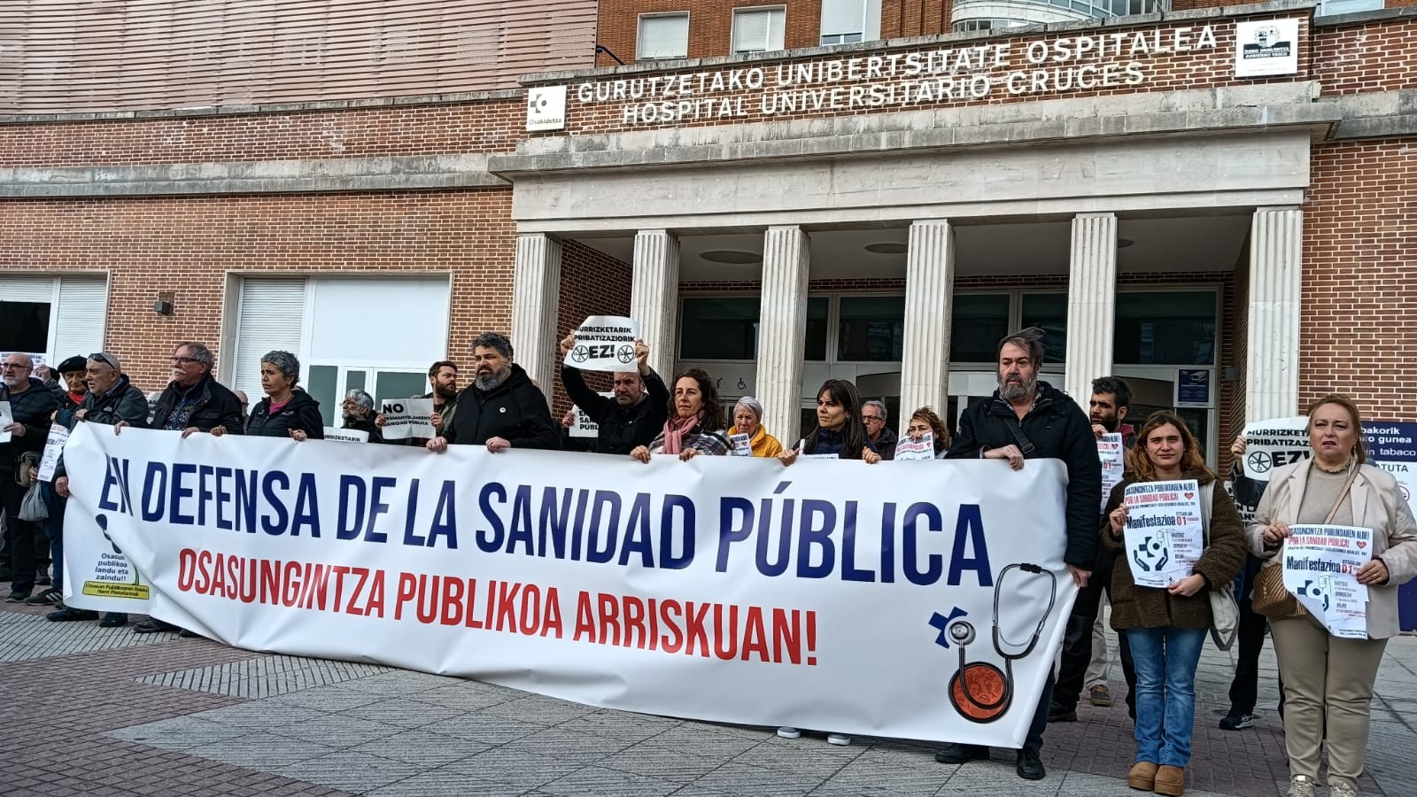 Osakidetzako medikuek astebeteko grebak egingo dituzte hilero