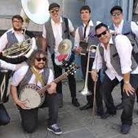 Zamudio kalean: 'Euskorleans'