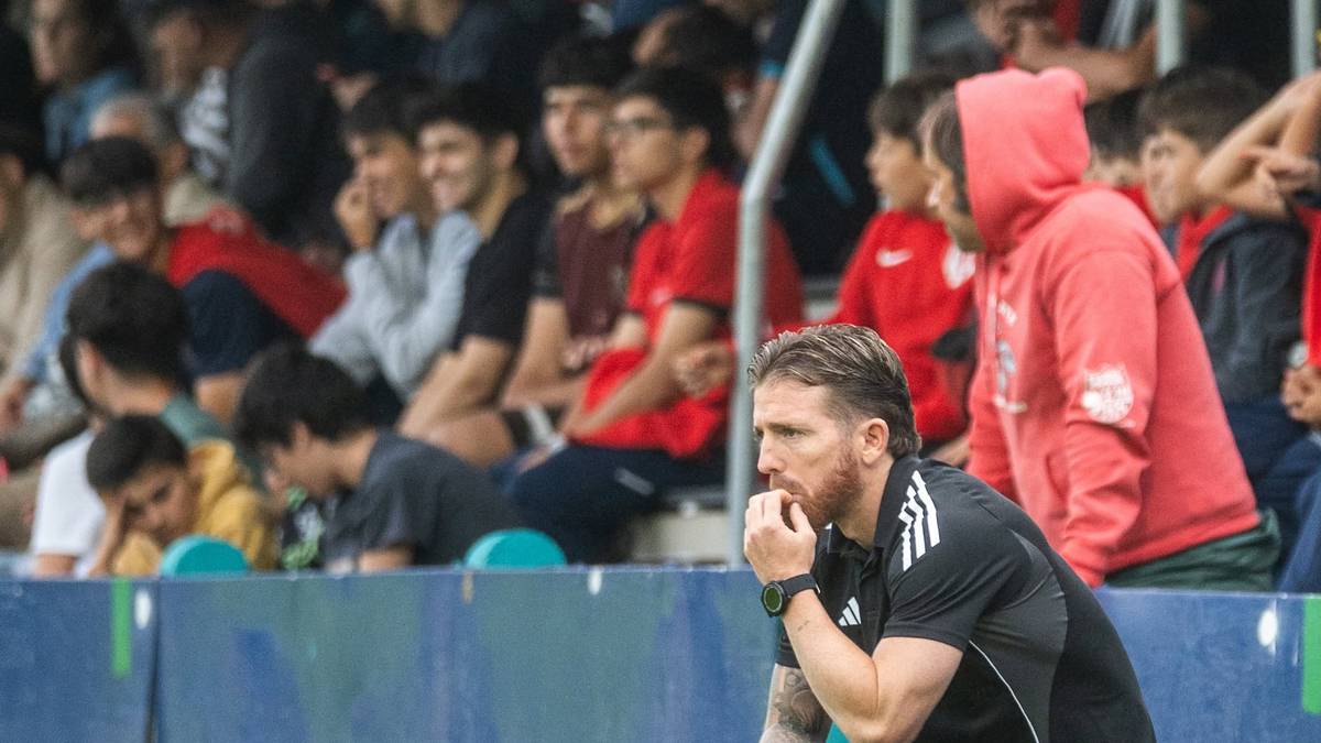 Iker Muniainek ez du CD Derio entrenatzen jarraituko