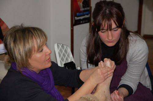 Gemma Verdaguer, masajista: â€œErreflexoterapiak lagundu ahal digu pilula-kaxa albo batera uztenâ€