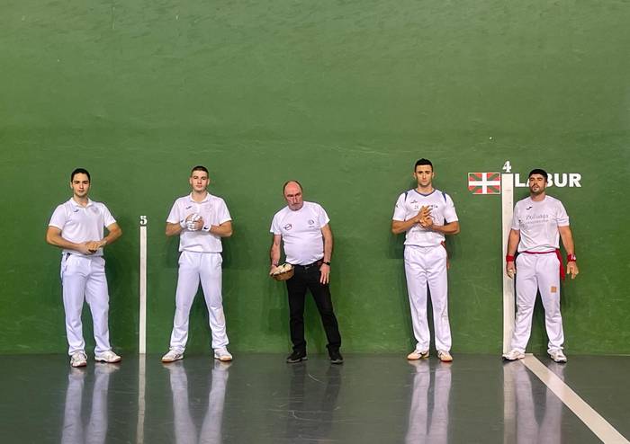 Adrian Uriarte sondikoztarra ohorezko mailara, eta Ormaetxe-Bilbao, ohorezko mailako txapeldun