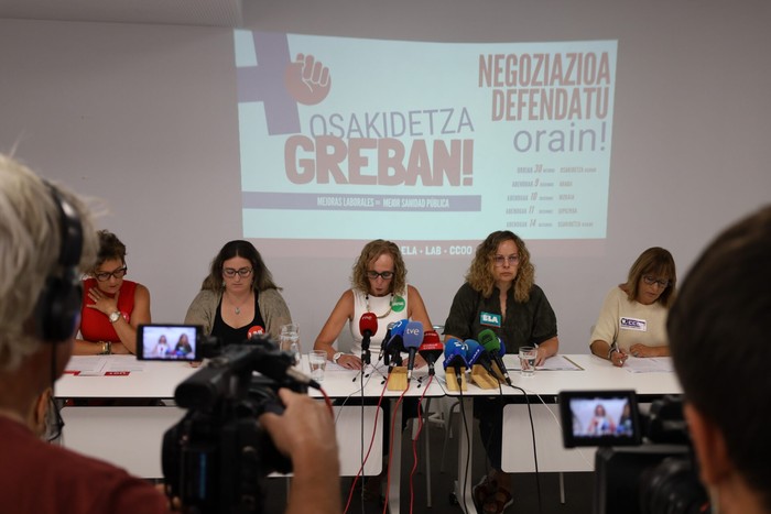 Sindikatu nagusiek bost greba egun deitu dituzte Osakidetzako lan-baldintzen hobekuntza eskatzeko