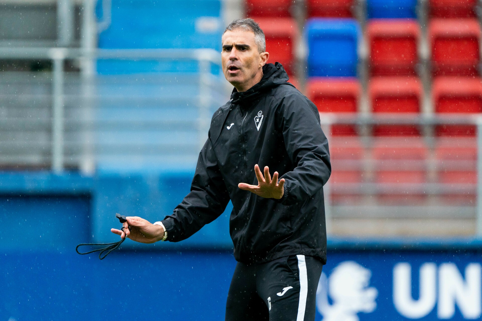 Gaizka Garitanok ez du Eibar taldean entrenatzaile datorren urtean jarraituko
