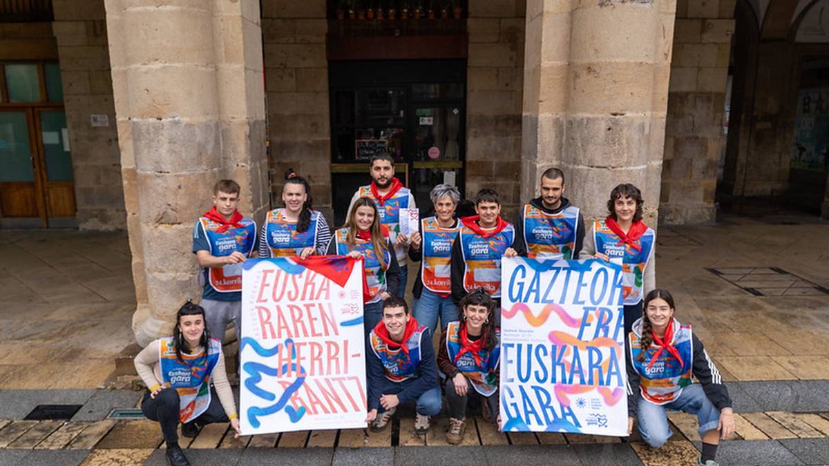 Korrika batzordeetan parte hartzeko deia zabaldu du Gazte Euskaltzaleen Sareak