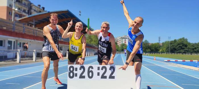 Javi Allende sondikoztarrak 4 x 800 m-ko probako munduko errekorra hautsi du 45 urtetik gorako kategorian