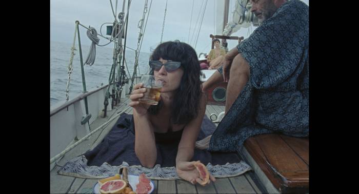 Zinekluba gaur Larrabetzuko Hori Bai gaztetxean