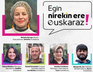 Atzerritik etorri eta ostalaritzan eta merkataritzan dabiltzan euskaldunak ikusarazteko kanpainan parte hartu du Larrabetzuk