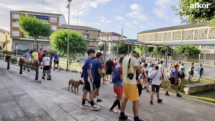 Ganguren mendira igoera herrikoia egin dute lezamarrek