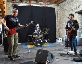 Santi Matxete y los Pieles Rojas taldearen kontzertua bihar Oxangoitin