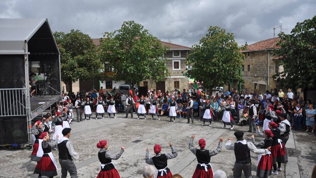 ‘Korrotik Pikutara’ hitzaldi dantzatua antolatu du Bizkargi Taldeak